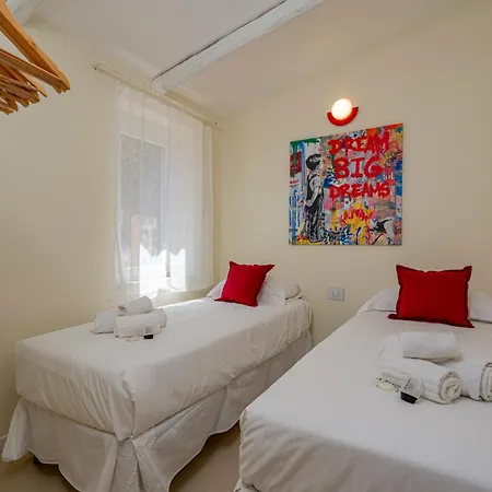 2 Big 5 Min Porto Cervo - Same Building *