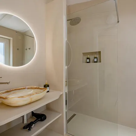 2 Big 5 Min Porto Cervo - Same Building Baja Sardinia