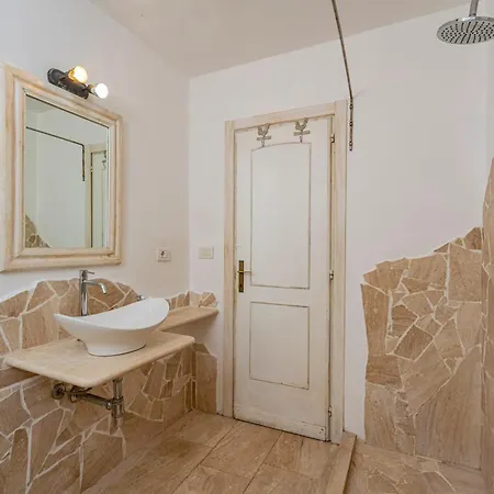 2 Big 5 Min Porto Cervo - Same Building Baja Sardinia