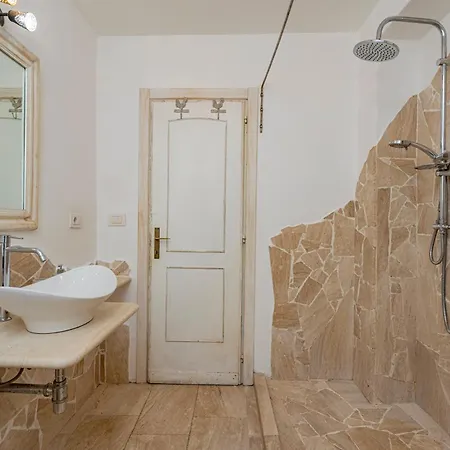 2 Big 5 Min Porto Cervo - Same Building Σπίτι διακοπών Baja Sardinia